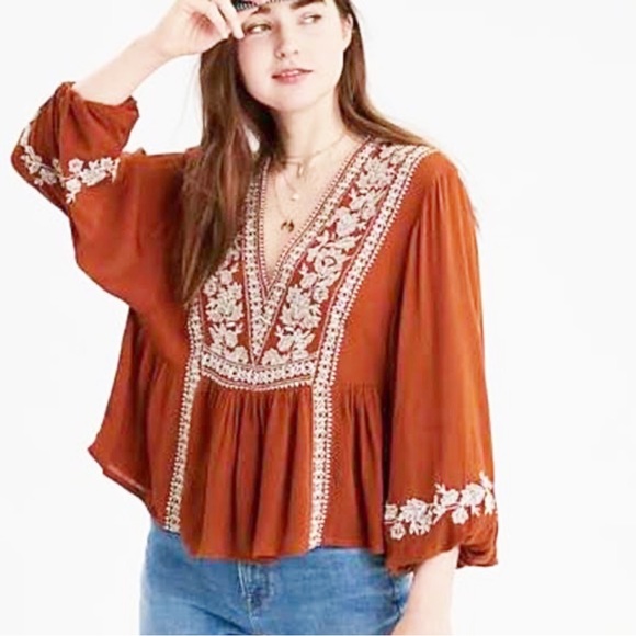 American Eagle Outfitters Tops - American Eagle Burnt Orange Embroidered Flow Sleeve Top - Large